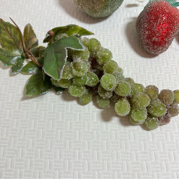 Vintage sugared faux fake fruit Pears Strawberries Grapes - Picture 13 of 13